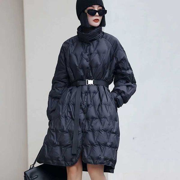 Chaqueta acolchada larga negra para mujer con cinturón moda de invierno abrigo de plumón de pato ultraligero ropa de calle femenina Parkas de gran tamaño