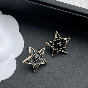 Pendiente de estrella de lujo negro, estilo Boutique, pendiente con dije, regalo de amor de alta calidad, caja de pendientes de joyería, pendientes de tuerca para mujer