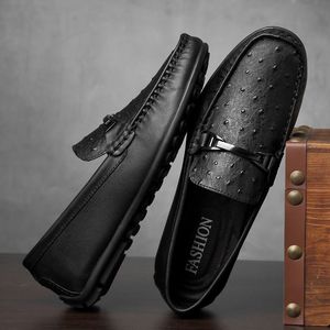 Noir hommes chaussures en cuir véritable chaussures décontractées confortables chaussures habillées basses Style britannique sans lacet bureau affaires formelles