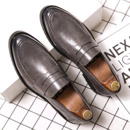 Zwarte mannen Spring herfst en kleding Loafers Casual leer voor modetrend mannelijke Britse stijl slip op schoenen 240125 110