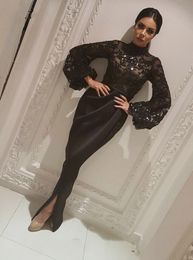 Robes de soirée de sirène noire longue 2021 paillettes scintillantes dentelle fente col haut Dubaï arabe manches longues robe de soirée musulmane bal