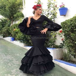 Black Mermaid Prom Flamenco Dress 2023 Flare Sheeves V Neck Vintage avondjurken vloer lengte gelaagde ceremonie Formele feestkleding vrouwen Vestidos de festa elegant