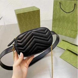 Black Mini Female Sacs de taille Fashion Crossbody Sac à bandoulière Soft Le cuir en cuir Stitching Single Chain Ladies Zippy Fanny Pack CHOSE Designer Case