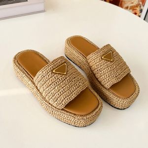 Black Natural Crochet Fabric Sandales Flatform Sandales Plate-plats tissés Mule Femmes décontractés Bottom Slide Summer Beach Flip Flops Rubber Sole