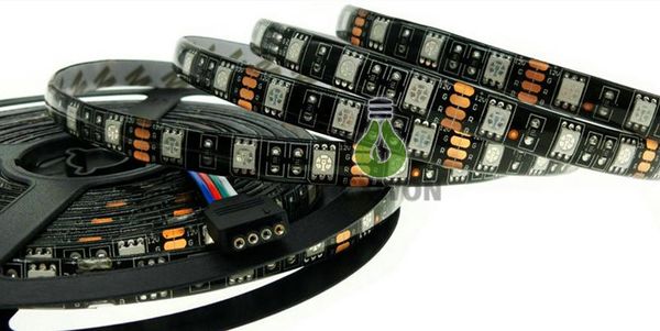 Bande de circuit imprimé noir 5050 à LED Strip chaud blanc RGB 5050 IP65 imperméable DC12V 300 LED 60led m flexible L