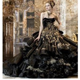 Black Princess Gothic quinceanera jurken Applique Ruches lace-up corset Masquerade prom sweet 15 Vestido Fiesta Noche