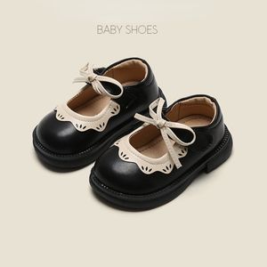 Black Princess Leather Soft Anti-Slip Toddler Girls Shoes First Walkers Mary Janes Baby Footwear 230227