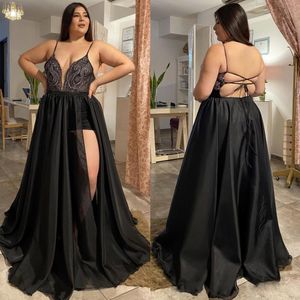 Black Prom 2023 Robes Spaghetti High Clit Creded Criss Cross Back Satin Satin Maillie Couche de soirée Forme Ocn Ustidos plus taille 403