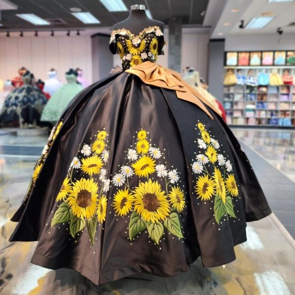 Robe de Quinceanera noire douce princesse fête robe de bal douce tournesol broderie appliques avec arc 16 ans fille anniversaire balle