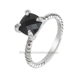 Anneaux noirs 8mm Coussin Cut Imitation Designer Onyx Cz Bijoux Déclaration Bague pour Femmes Élégant Chic 4 Prongs Twist LuxuryJewelry Cadeau