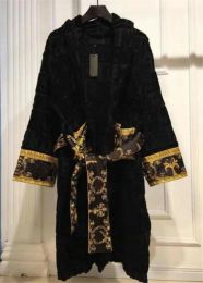 Robe noire à manches longues, pyjama, lettres en relief, peignoir pour dames, automne et hiver, en coton, vêtements de maison, vêtements de nuit