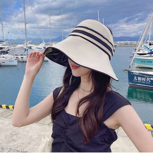 Zwart rubber zonnebrandcrème vrouwen in de zomer, UV -resistent mode, lege top, grote rand voor reizen, veelzijdige zonneschaduwhoed nieuw