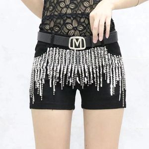 Paillettes noires tassels shorts en denim streetwear streetwear été coréen mince pantalon tendance blanc jeans court décontracté 240420