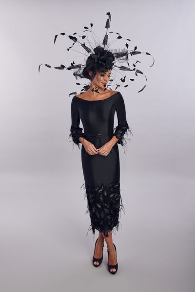 Gaine noire House Of Mooshki Mère de la robe de mariée Jewel Neck manches longues plumes robes d'invité de mariage longueur de thé soirée Gow240G