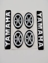 Autocollant emblème 3D noir argent 7 cm plus diapason 3 cm pour tous les modèles de motos Yamaha Custom5249694