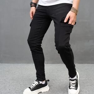 Zwarte slanke heren stretch jeans cargobroek mode hiphop streetwear mannelijke werkkleding pocket denim broek 240227