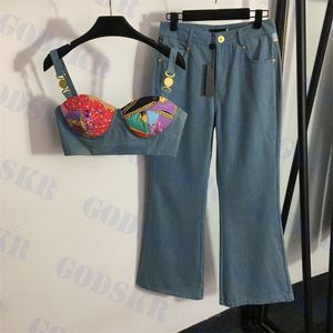 Logo dorado con tirantes, conjunto de pantalones vaqueros acampanados para mujer, sujetador con estampado Vintage, pantalones sin mangas a la moda para mujer, ropa de calle