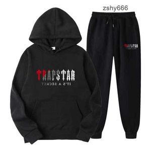 Survêtement noir Trapstar survêtement à capuche pour hommes survêtement trapstar course à pied de basket-ball designer sweat à capuche pour hommes et pantalons lâche tech hommes femmes costume à manches longues