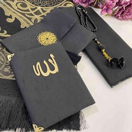 Black Velvet Islamic Gift Set Arabe Yaseen Tapis de prière Tasbih Hajj Favors Mewlid Wedding Eid Favors Muslim Mother Father Days 210330
