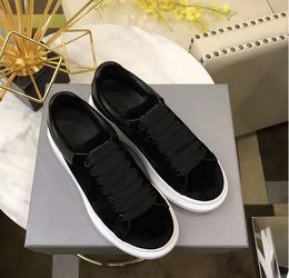 FASE OUT Black Velvet Men Sneaker Shoes Luxury schoenen Chaussures Rubber Sole Prachtig platform Skateboard Walking Wit Zwart Leather Comfort Trainers