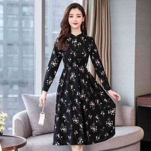 Mousseline de soie florale vintage noire robe élégante Boho es imprimée femme à manches longues Vestidos Vintage 871i5 210420