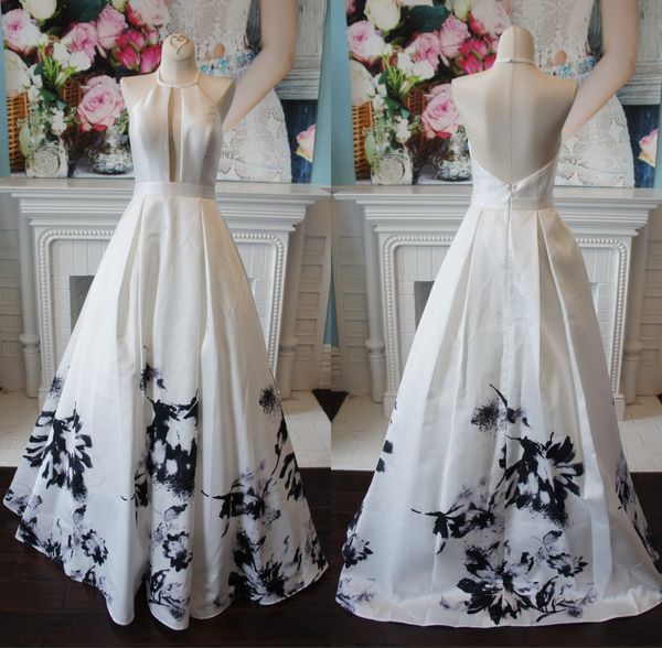 Robes de bal imprimées noir / blanc 2019 A-ligne licou cou dos ouvert robes de soirée d'événement formel balayage train image réelle, plus la taille peinture à l'encre