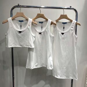 Pdara Designer de luxe Tricots pour femmes Tees Tanks T-shirt Marques de mode d'été Sexy Nombril Camis Brodé Imprimé Coton côtelé Débardeur Chemises Robes