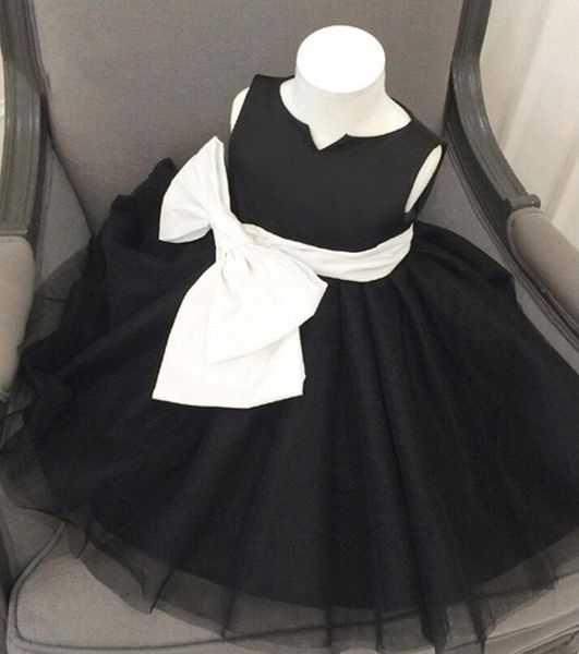 Negro con lazo blanco Vestido de niñas hermosas para vestidos de flores de boda Joya hasta el té Princesa encantadora Vestido de desfile de niñas Vestidos de fiesta