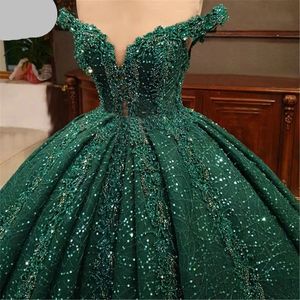 Niñas de lentejuelas verdes negruas Vestidos de quinceanera del hombro Beads brillante Vestido de pelota Dulce vestidos de princesa de 16 años durante 15 años Vestidos