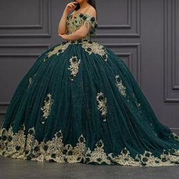 Robes de Quinceanera brillantes vert noirâtre pour douce 15 ans sexy hors de l'épaule robe de bal gonflée dentelle appliques perles robes de princesse