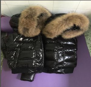 Femmes noir 100 grandes réel raton laveur en fourrure à capuche à la baisse épaisse chaude courte hiver blanche veste de canard étanche parkas8877056