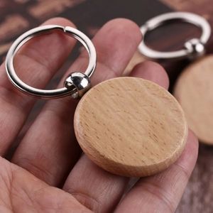 Blanco Natuurlijke houthanger Keychain voor mannen vrouwen graveren geometrische ronde rechthoek hart houten auto sleutelring diy accessoires