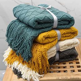 Deken Aesthetic Nordic Knitted Throw Blanket op het bed Sofa Throw Travel TV Blanket Soft Handdoek Bed R230616