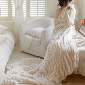 Couverture haut de gamme couverture de fourrure de lapin doux épaissir chaleur canapé couverture pour jeter maison confortable couverture en peluche pour lits R230617