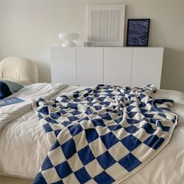 Couverture nordique douce cireuse en damier tricotée, couverture de canapé simple, section fine, climatisation, petit 221007