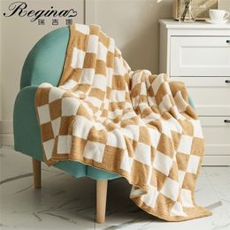 Deken Regina Brand Downy Checkboard Plaid Fluffy Soft Casual Sofa TV Throw Room Decor Bed Bed Spread Quilt 221116
