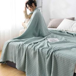 Couvertures 2024 Coton Toron Couette confortable et respirante Couperon de serviette simple coton serviette de serviette de bureau pour la maison