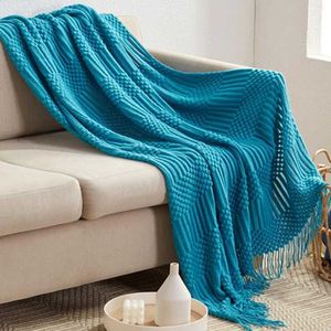 Dekens 3D gebreide deken met tassel vaste kleur bankdeken deksel Noordse woning decor gooi deken voor bed draagbare ademende sjaal
