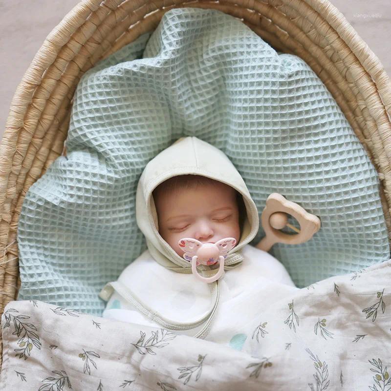 Blankets Baby Waffle Blanket Cotton Solid Color Bath Towels Strollers Bed Spring Autumn Born Stuff