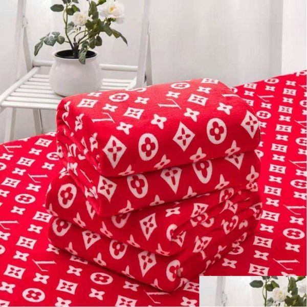 Couvertures Ensembles de literie Couverture Solide Couleur Quilt Er Taies d'oreiller Soie Luxe Cool Été avec couette Drap plat Taie d'oreiller de haute qualité DHI0W