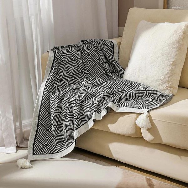 Couvertures Boho Bed Plaid Geométrie Sool confortable confortable Luxury Luxury Solid Throwet For Couch Portable Travel Cover Decor