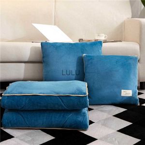 Couvertures Canapé de voiture Lombaire Jeter Couverture de climatisation Pliable Patchwork Quilt S Literie 2 en 1 Coussin de velours HKD230922