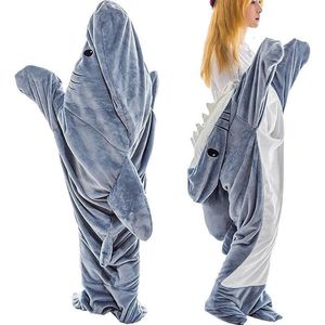 Dekens Cartoon Shark Pyjama's Playsuit Kinderen ouders Hooded warme flanel deken pyjama's homeesuit grappige huiskleding voor slaapfeest 230814