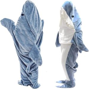 Couvertures Dessin animé requin sac de couchage pyjamas bureau sieste requin couverture Karakal doux confortable tissu sirène châle couverture pour enfants adultes 231005