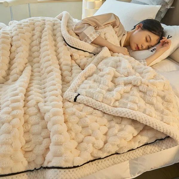 Couvertures en velours de corail, couverture de canapé simple, petite climatisation, drap de lit épais, chaud d'automne
