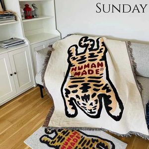 Couvertures Couvertures de tigre créatives pour lits dessin animé canapé fait par l'homme maison décorative jeter couverture coton tendance en plein air Camping pique-nique tapis HKD230922