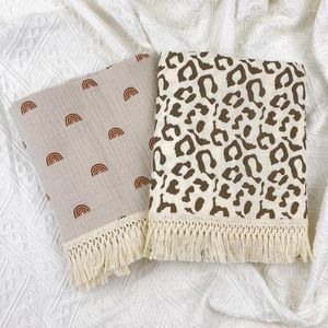 Couvertures Crinkle Muslin Baby Swaddle Couverture Imprimer Coton Fringe Serviette de bain Wrap avec garniture de gland