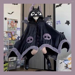 Couvertures mignonnes Bat Cosplay Anime Couverture portable Crape portable robe cape Hooded Châle pour amis cadeau