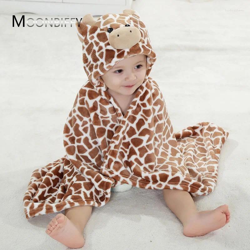 Blankets Cute Bear Shaped Baby Hooded Bathrobe Soft Infant Born Towel Giraffe Blanket Bath Cartoon Patter