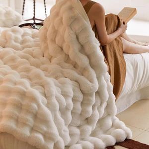 Couvertures Couverture en fausse fourrure pour l'hiver Chaleur de luxe Lits super confortables Canapé chaud haut de gamme